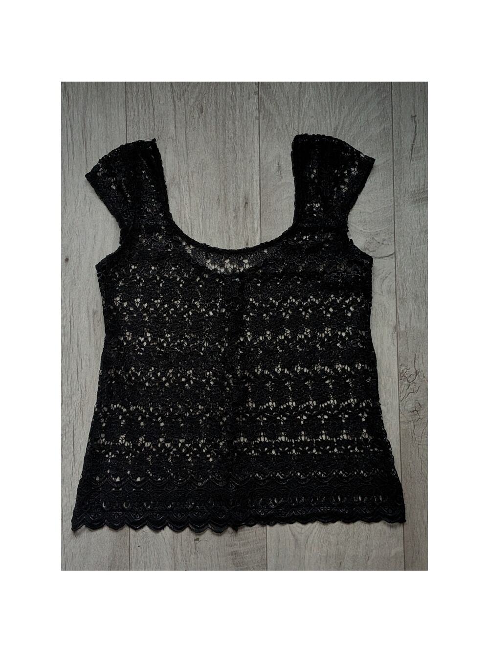 Black Cap Sleeve Crochet Textured Sheer Lace Floral Y2K Blouse Top Medium